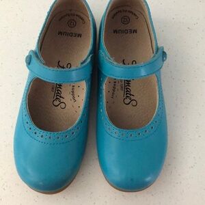 Girls size 12 Footmates GUC